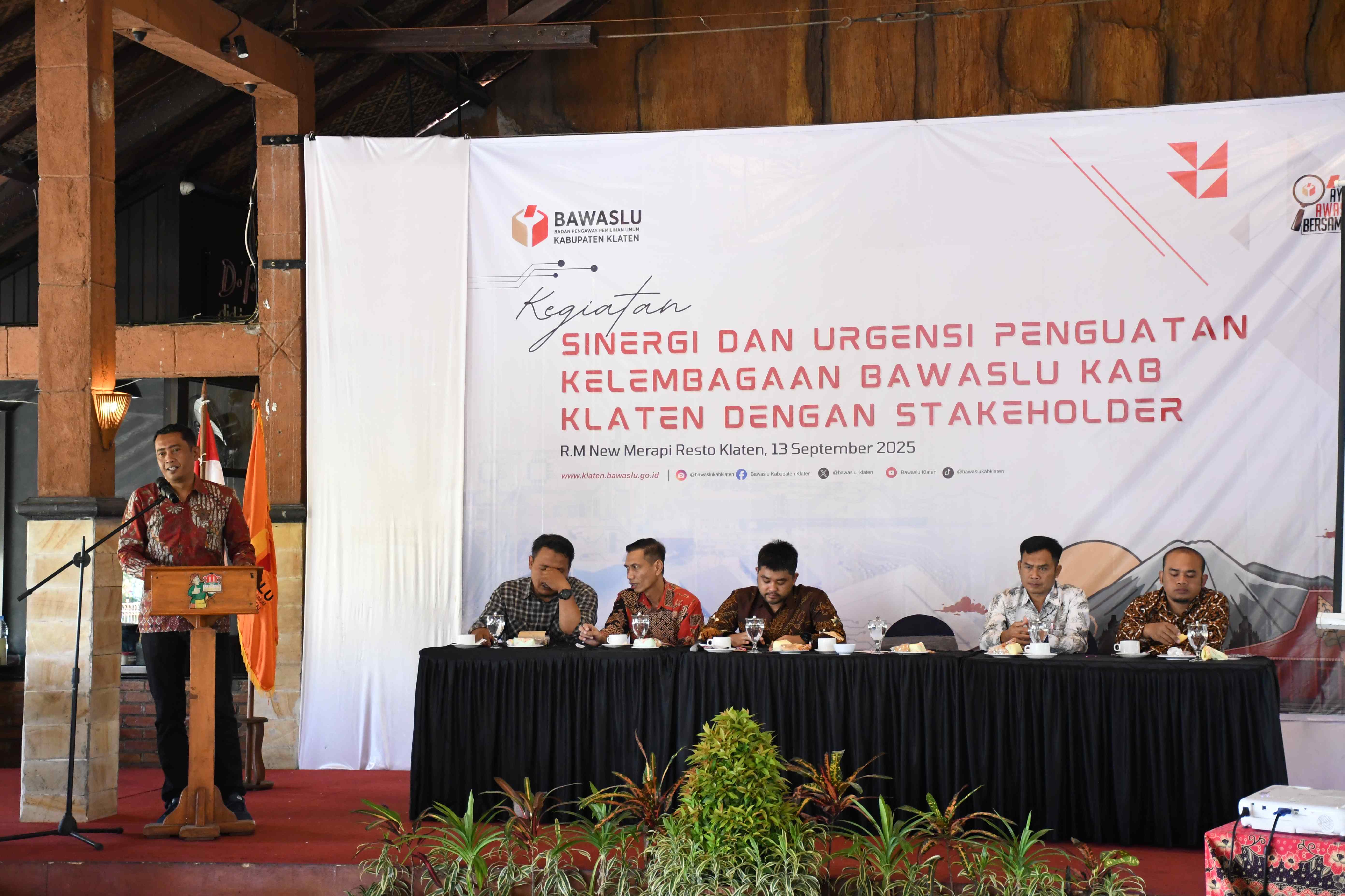 Bawaslu Klaten Gelar Diskusi Penguatan Kelembagaan Bersama Stakeholder