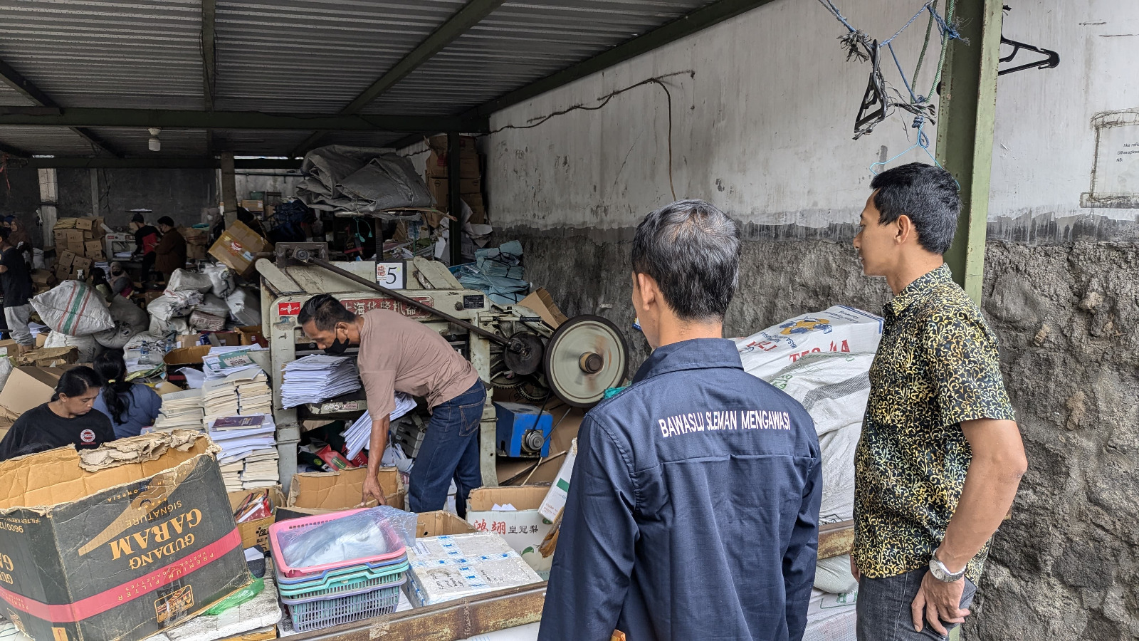Jadi yang Pertama, Bawaslu Sleman Musnahkan 991 Arsip Pengawasan Pemilu