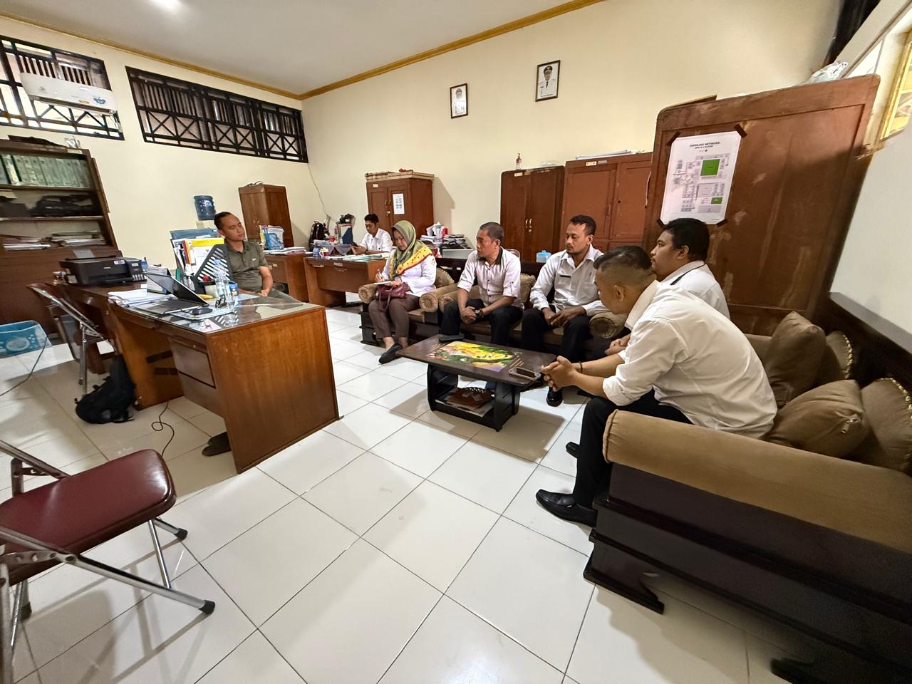 Bawaslu Klaten Goes to School