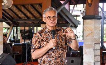 Kepercayaan masyarakat kepada Bawaslu menjadi kunci partisipasi rakyat dalam pengawasan Pemilu. Kepercayaan itu hanya akan lahir jika Bawaslu mampu menunjukkan integritas dan kapasitas yang kuat. Arya Bima saat beri materi pada kegiatan Sinergi dan Urgensi Penguatan Kelembagaan Bawaslu Kabupaten Klaten dengan Stakeholde. (13/9)