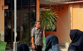 Ketua Bawaslu Klaten, Arif Saat memberikan arahan fokus kerja selama sepekan kedepan.