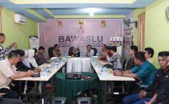 Lolly Minta Bawaslu Kabupaten Kepulauan Mentawai Tepat dan Cepat Olah Data PDPB