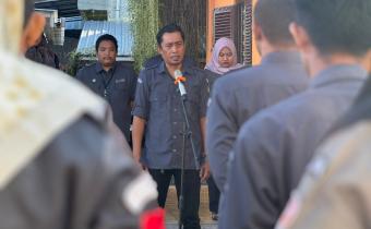 Ketua Bawaslu Klaten saat beri arahan kepada peserta Apel