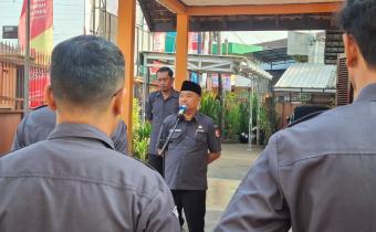 Berkat Kerja Kolektif, Bawaslu Klaten Borong Prestasi: Kasek Beri Apresiasi dalam Apel Pagi